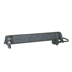 LEGRAND PREDLŽOVACÍ PRÍVOD ČIERNY 1,5m + 5 ZÁSUVKA + USB + PREP.OCHRANA
